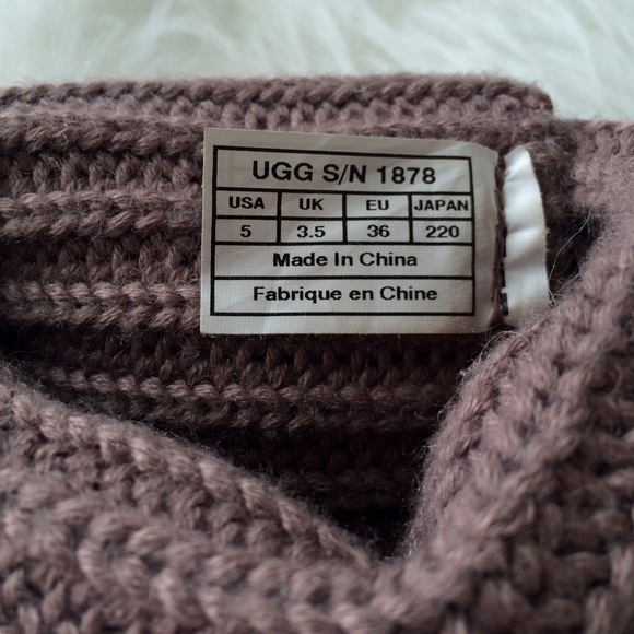 UGG Classic Cardy Lavender, Size 5 - Picture 4 of 4